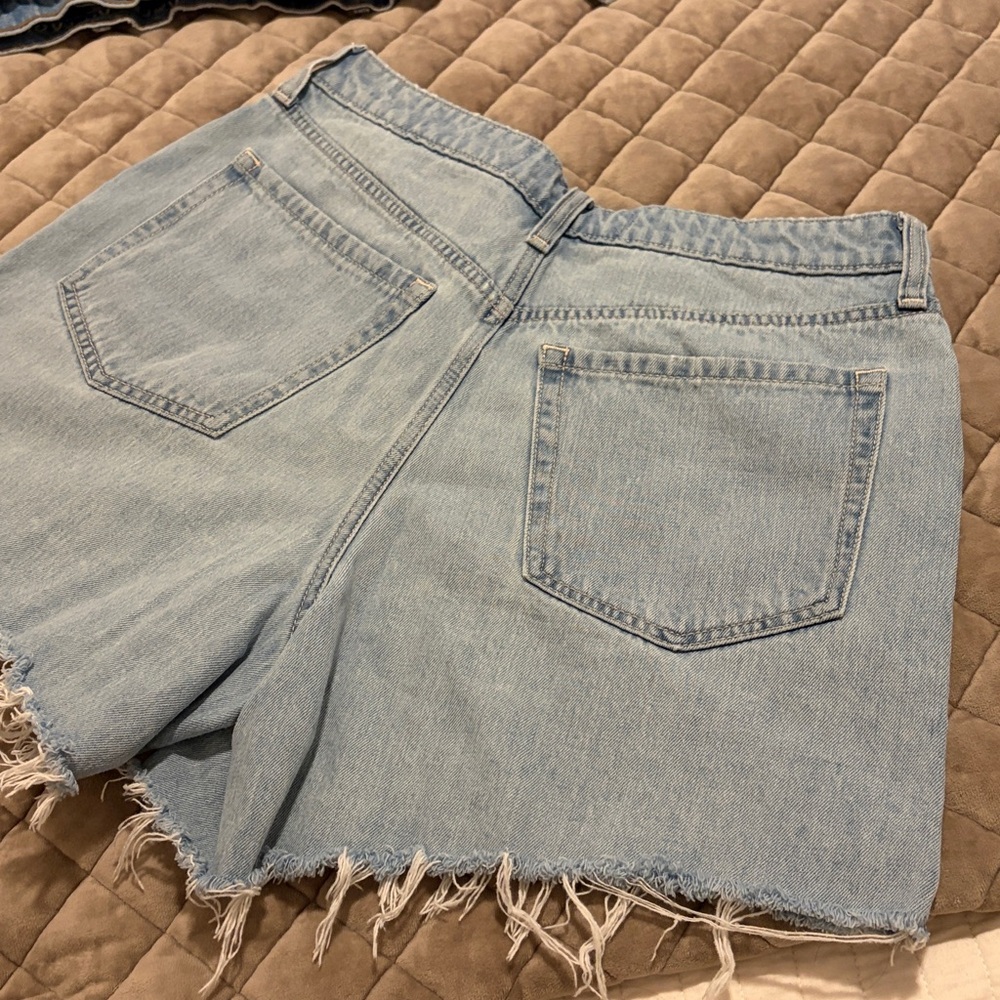 Hollister Curvy Relaxed Short